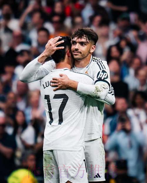 每体:阿森西奥沦为皇马第四中卫 阿隆索不信任他